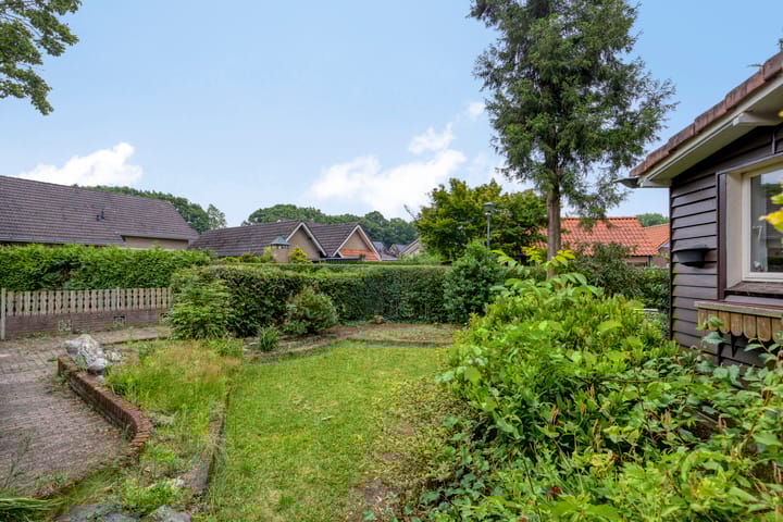 Foto 27 van Pastoor van Houtstraat 6