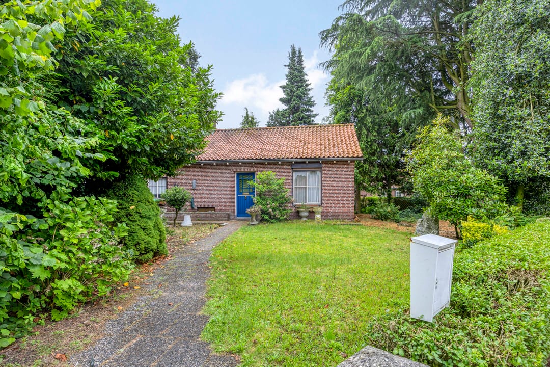 Foto 31 van Pastoor van Houtstraat 6