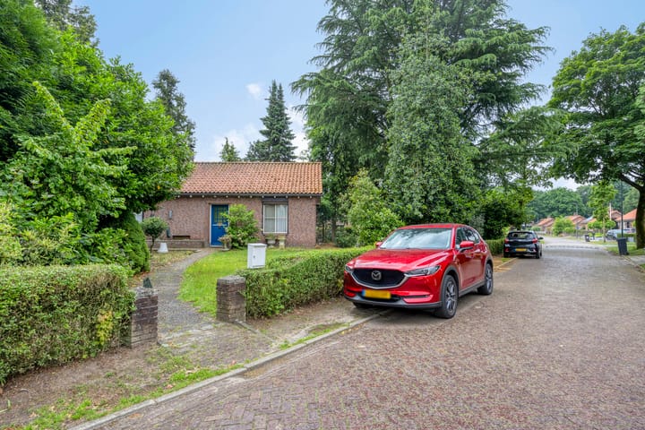 Foto 34 van Pastoor van Houtstraat 6