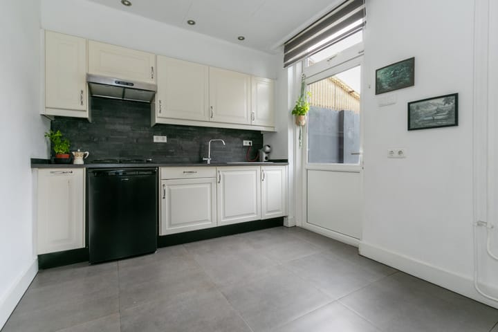 Foto 11 van Julianalaan 40