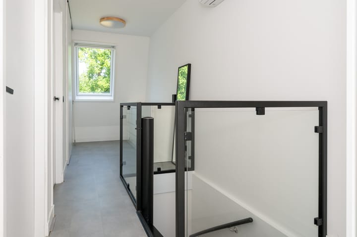 Foto 45 van Van Laersweg 26