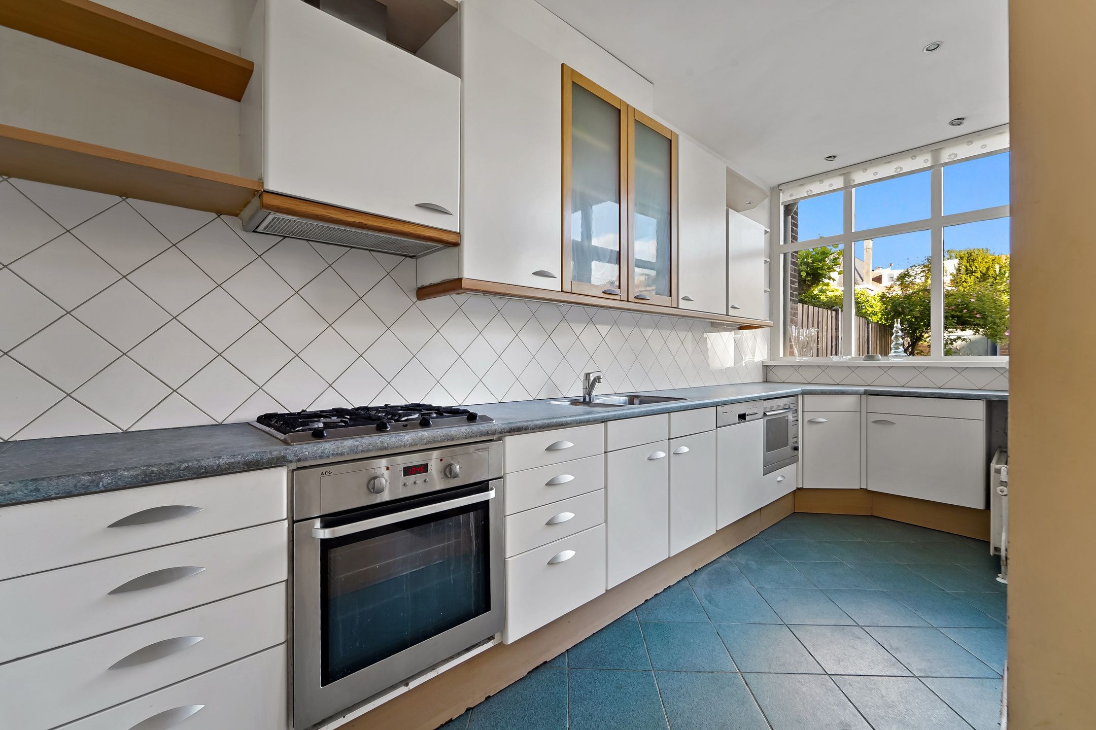 Photo 12 of Paradijsstraat 85