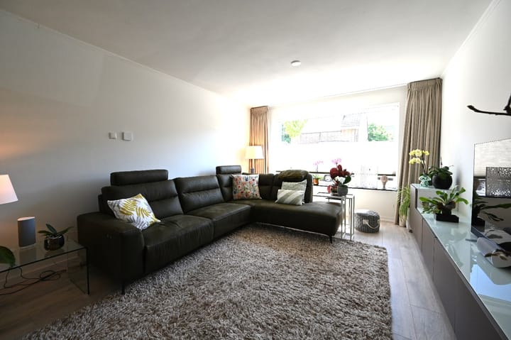 Photo 14 of Wilhelminastraat 137