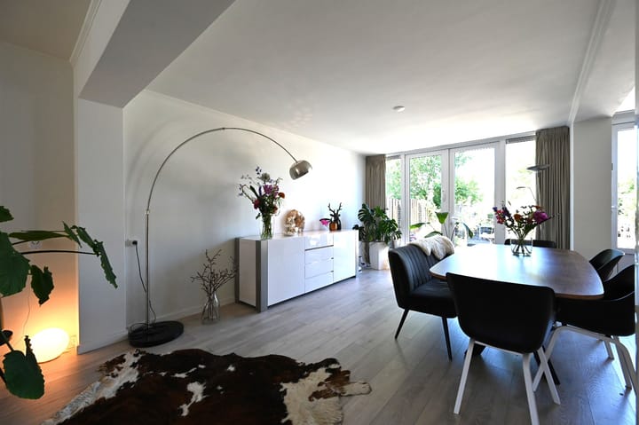 Photo 27 of Wilhelminastraat 137