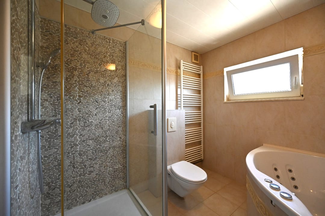 Photo 32 of Wilhelminastraat 137