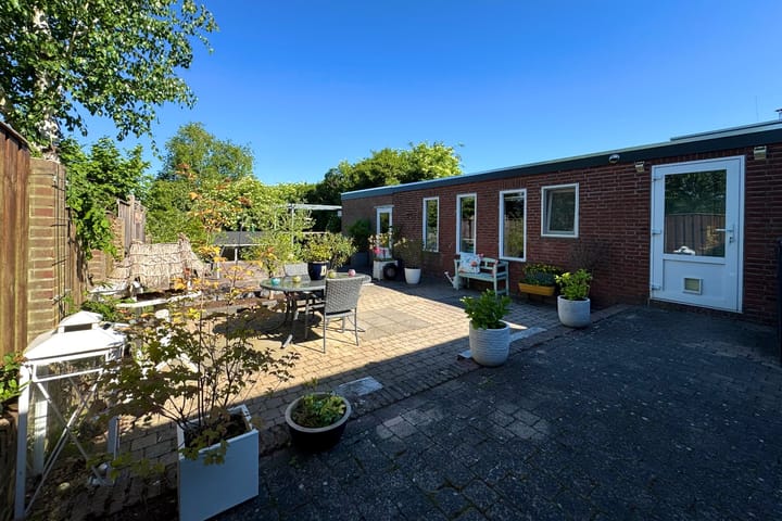 Photo 51 of Wilhelminastraat 137