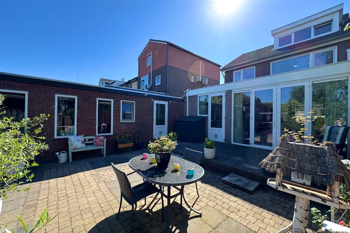 Photo 66 of Wilhelminastraat 137