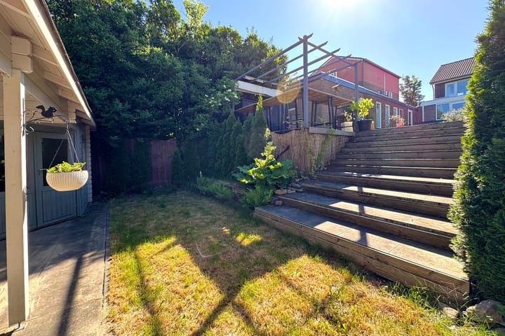 Photo 81 of Wilhelminastraat 137