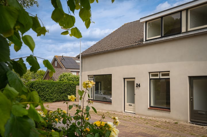 Photo 2 of Kerkstraat 24