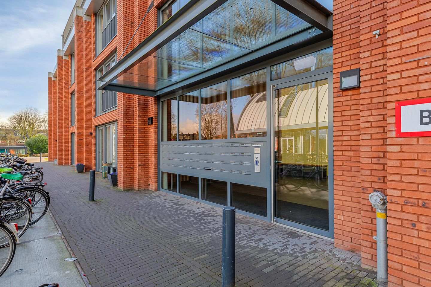 Foto 4 van Oranje Vrijbuiterskade 26