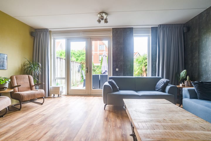 Foto 12 van Anjelierstraat 13