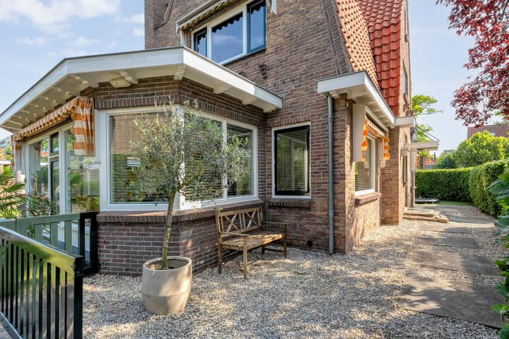 Foto 44 van Koningin Sophiastraat 30