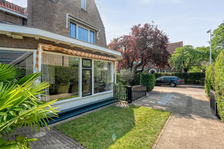 Foto 45 van Koningin Sophiastraat 30