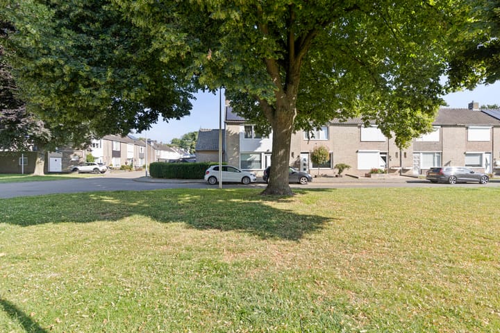 Foto 22 van Ebenistendreef 13