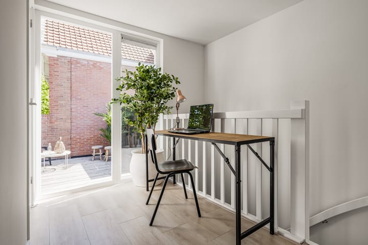 Foto 24 van Velserstraat 1-A