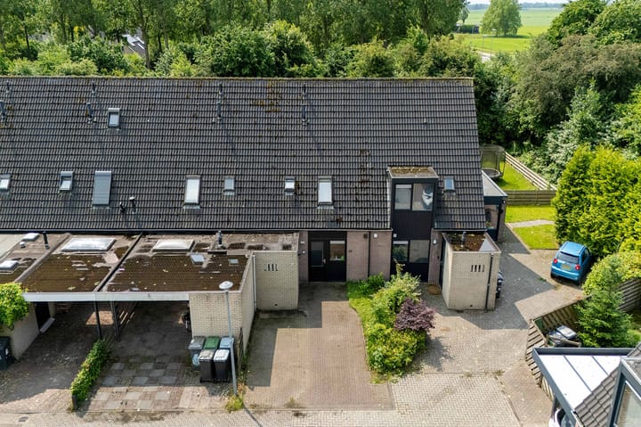 Photo 1 of Zwaluwenveld 64