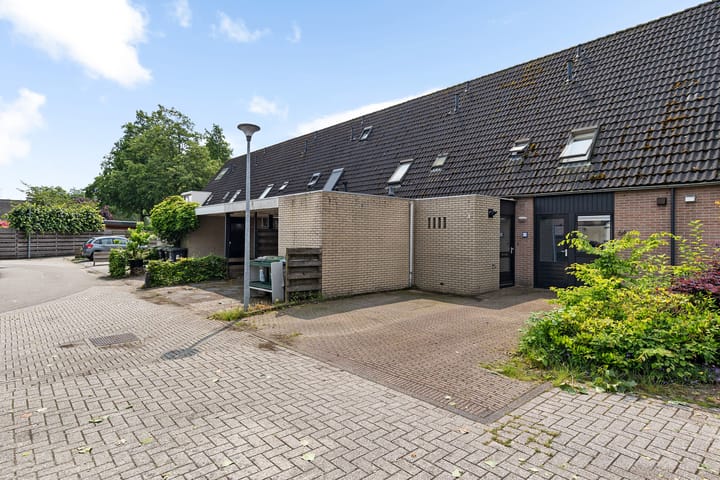 Photo 3 of Zwaluwenveld 64