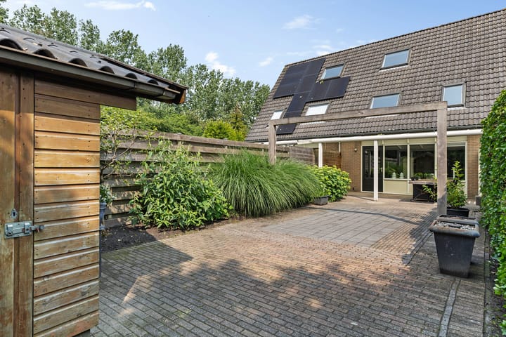 Photo 30 of Zwaluwenveld 64