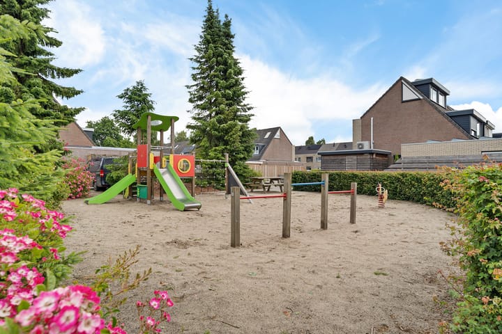 Photo 35 of Zwaluwenveld 64