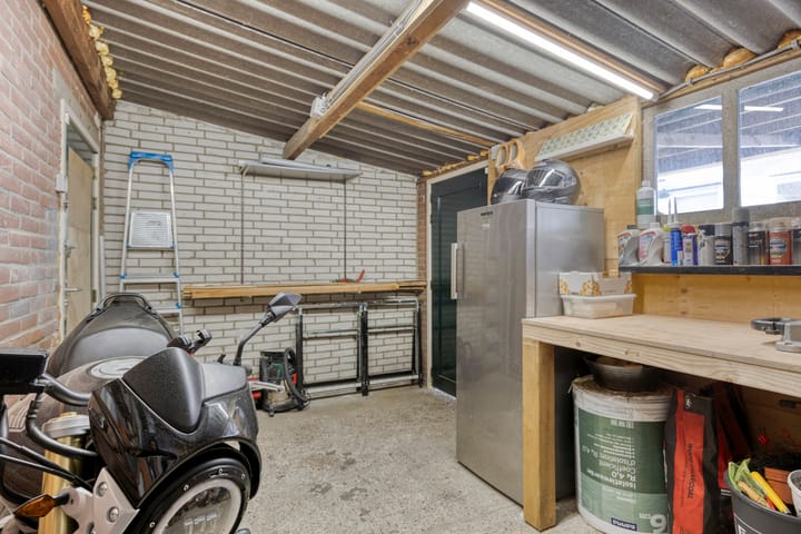 Photo 29 of Westlandstraat 25