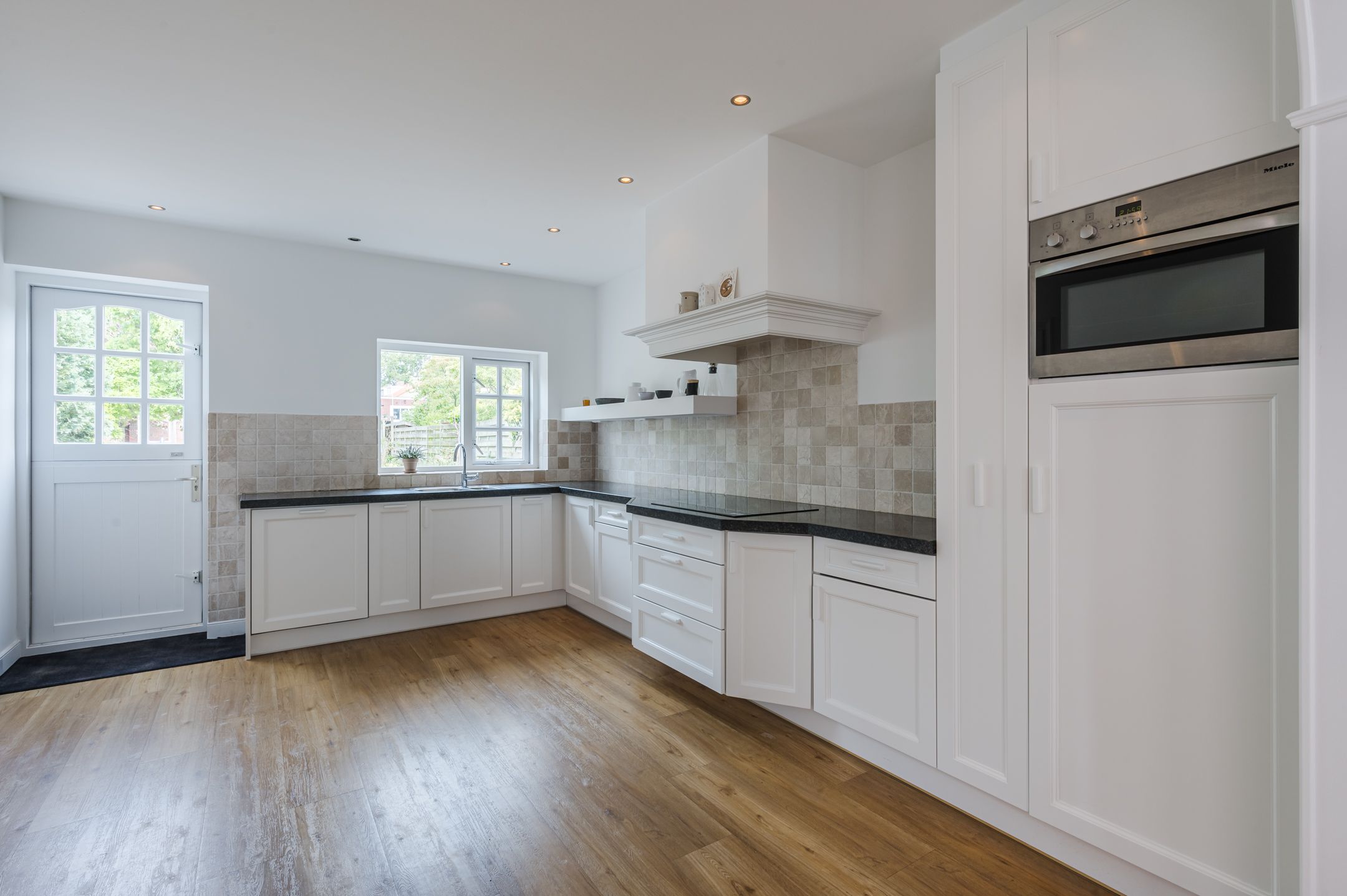 Foto 18 van Burgemeester Meijboomstraat 1