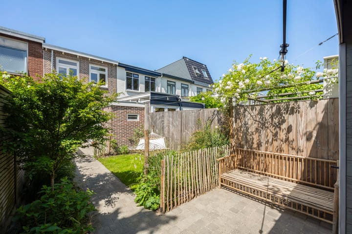 Foto 31 van Spoorstraat 25