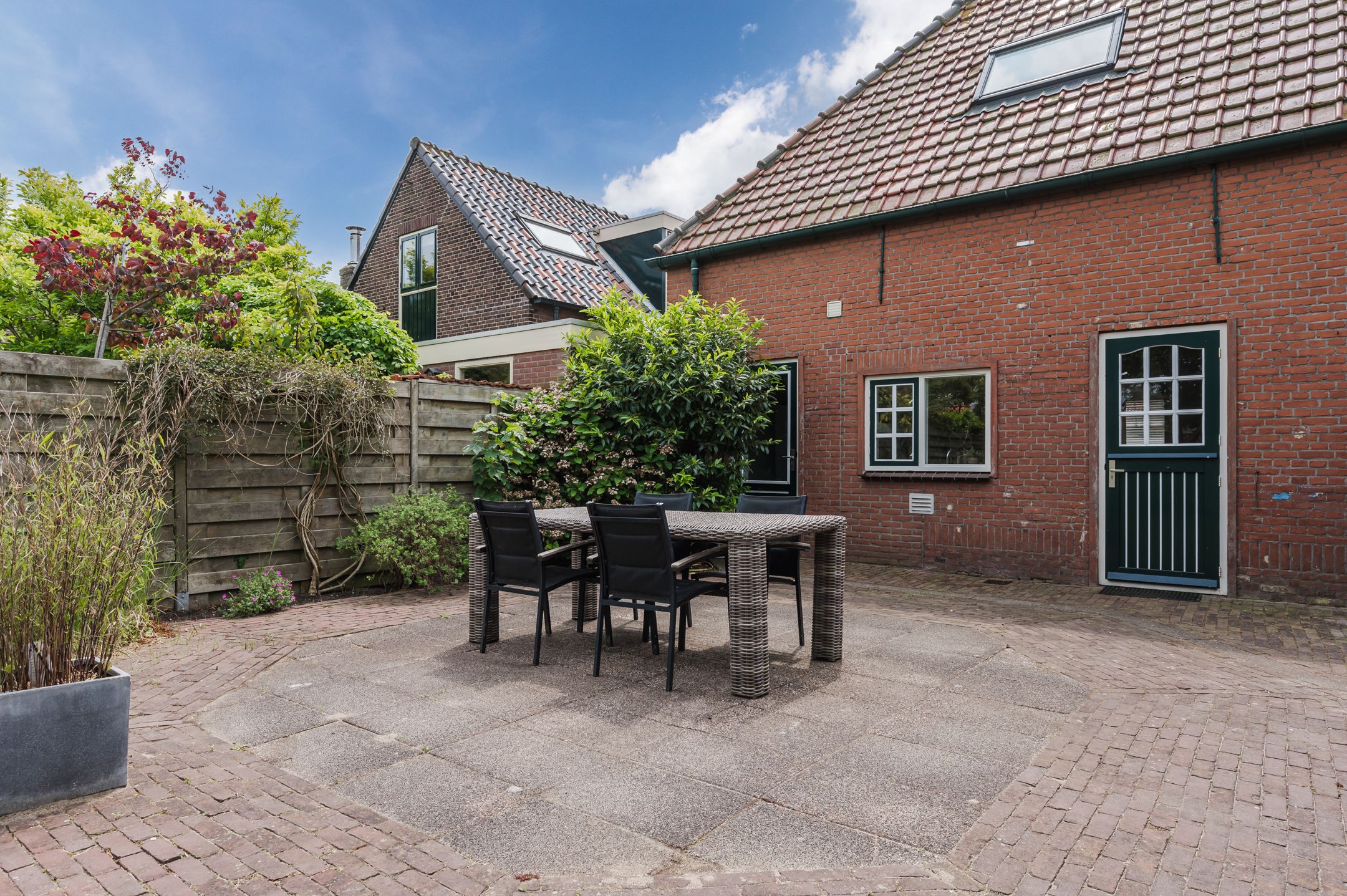 Foto 42 van Burgemeester Meijboomstraat 1