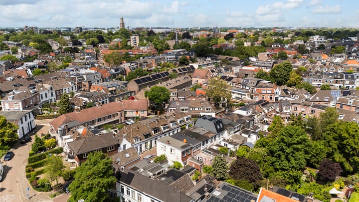 Foto 33 van Spoorstraat 25