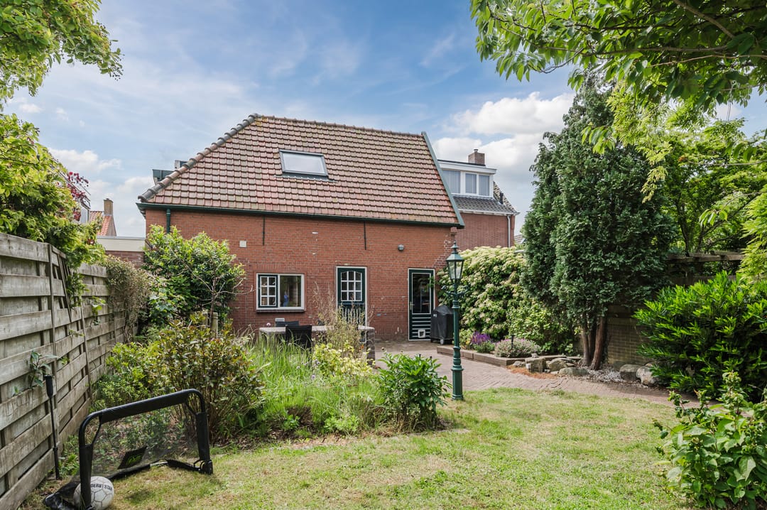 Foto 46 van Burgemeester Meijboomstraat 1