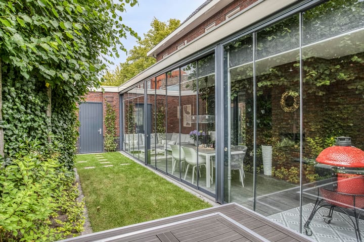 Foto 43 van Voortsweg 167