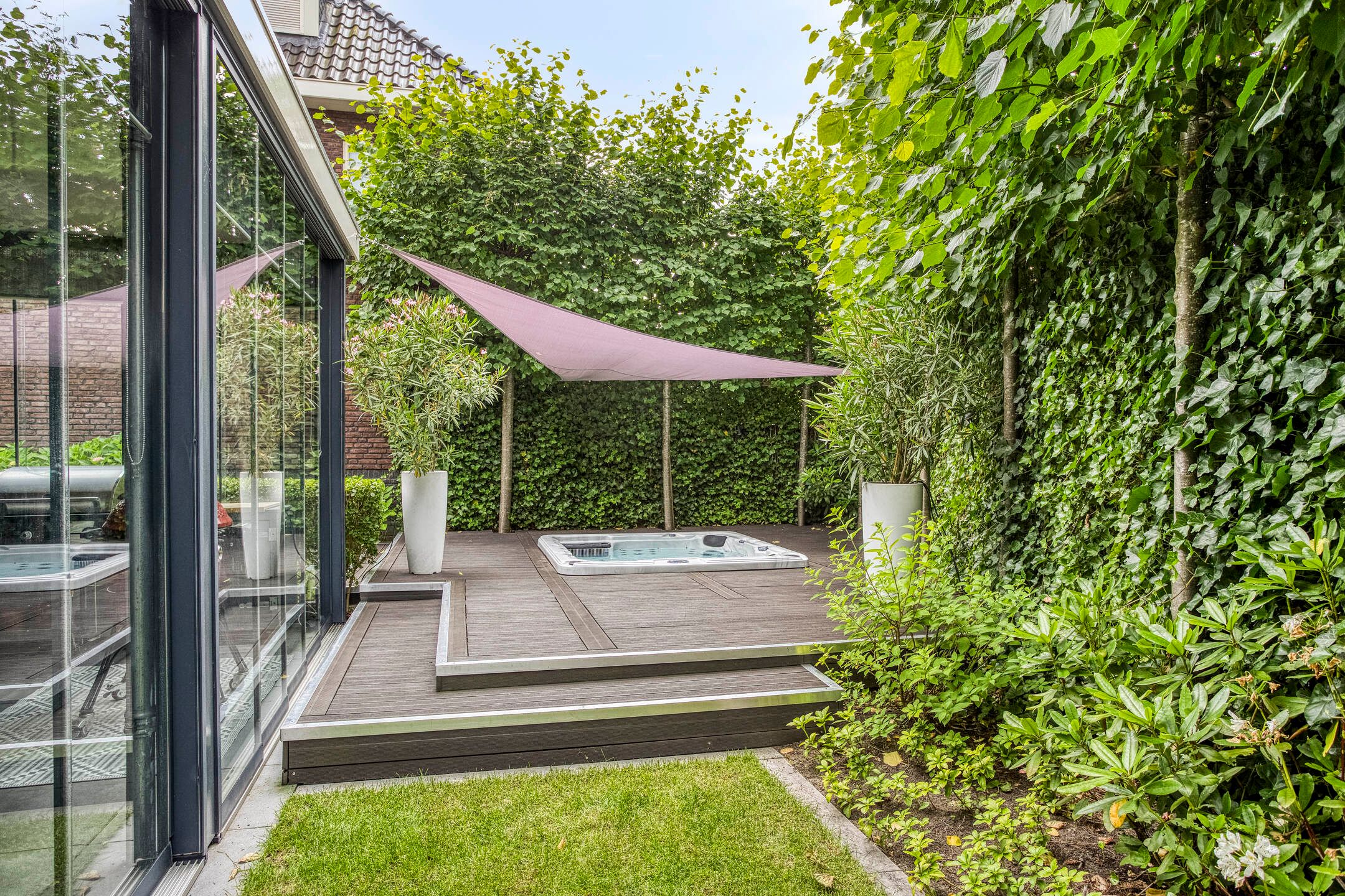 Foto 45 van Voortsweg 167