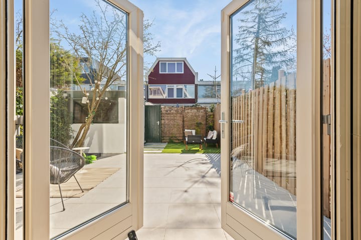 Foto 10 van Prof. Lorentzlaan 40