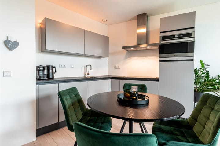 Foto 13 van Louis Armstrongweg 58-H