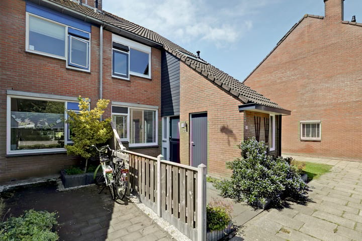 Photo 2 of Wulkenpad 27