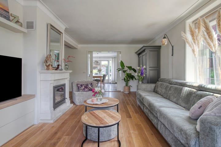 Foto 11 van Monseigneur van Oorschotstraat 21