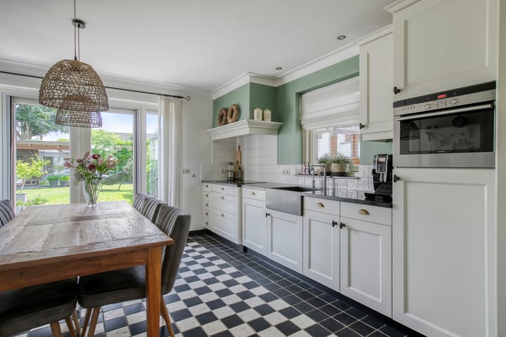 Foto 16 van Monseigneur van Oorschotstraat 21