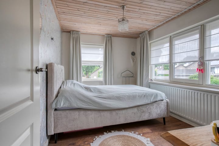 Foto 29 van Monseigneur van Oorschotstraat 21