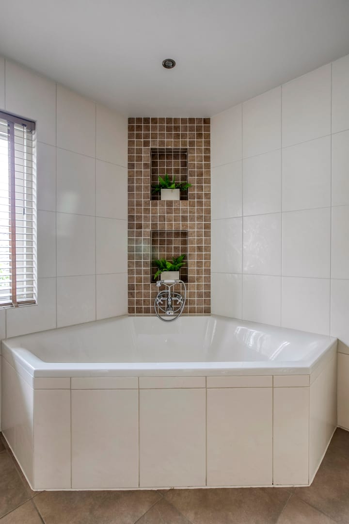 Foto 32 van Monseigneur van Oorschotstraat 21