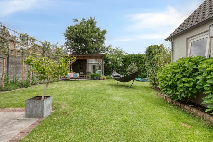 Foto 42 van Monseigneur van Oorschotstraat 21