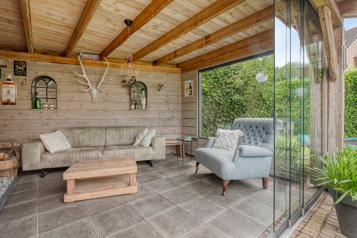 Foto 44 van Monseigneur van Oorschotstraat 21