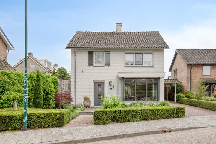 Foto 5 van Monseigneur van Oorschotstraat 21