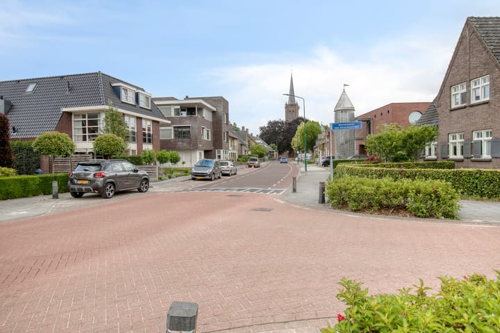 Foto 51 van Monseigneur van Oorschotstraat 21