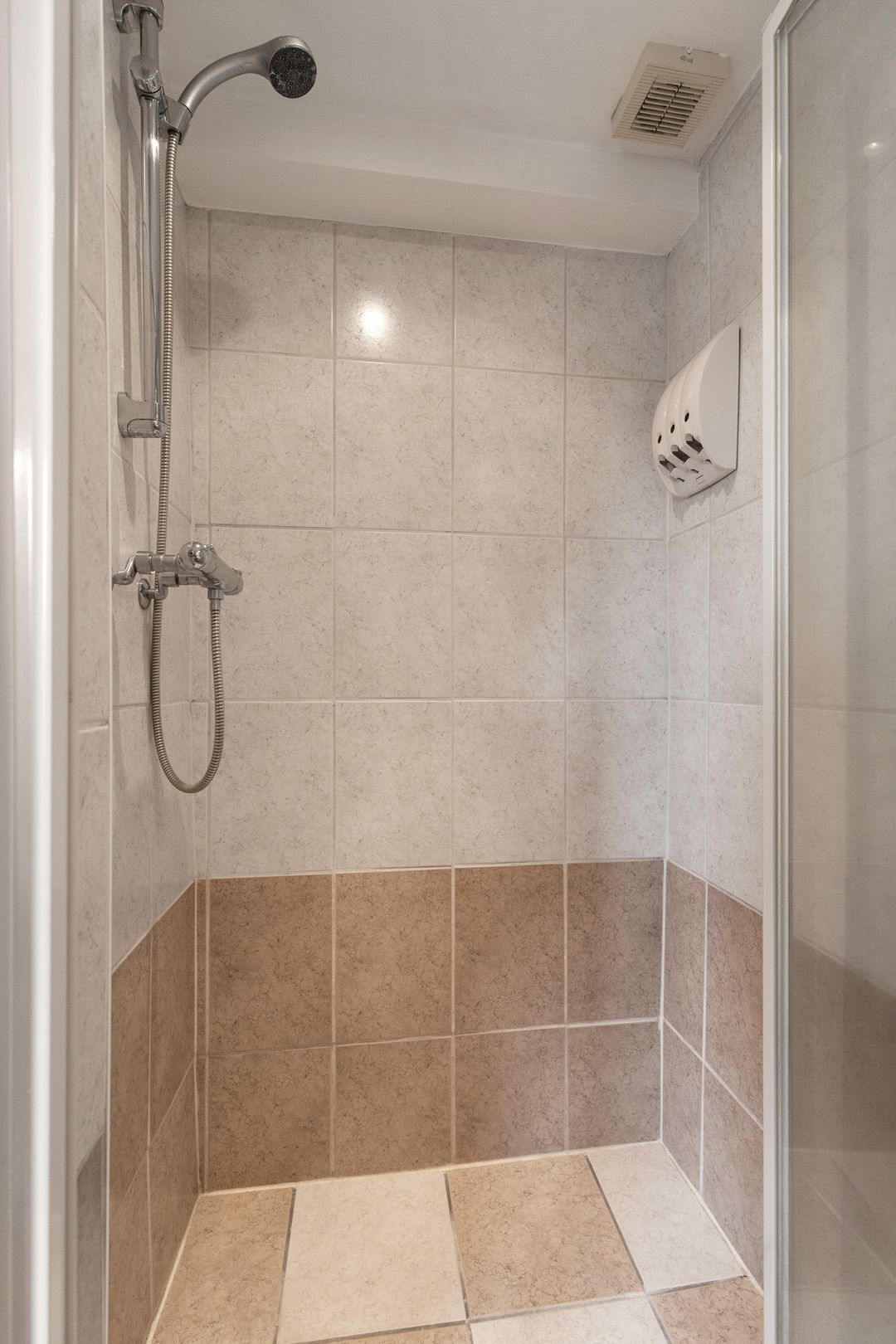 Photo 23 of Vogelplantsoen 22