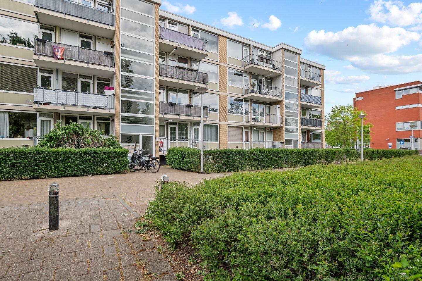 Photo 4 of Dillenburgstraat 14