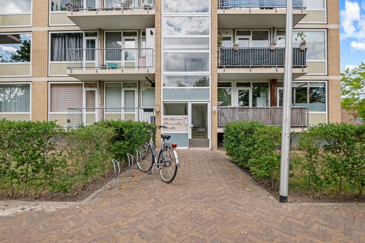 Photo 5 of Dillenburgstraat 14