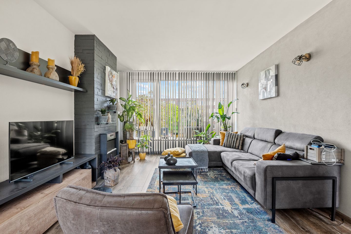 Photo 10 of Dillenburgstraat 14