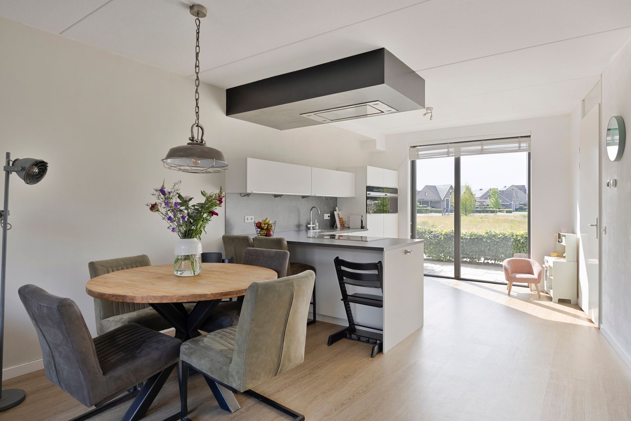 Photo 9 of Glazenmaker 50