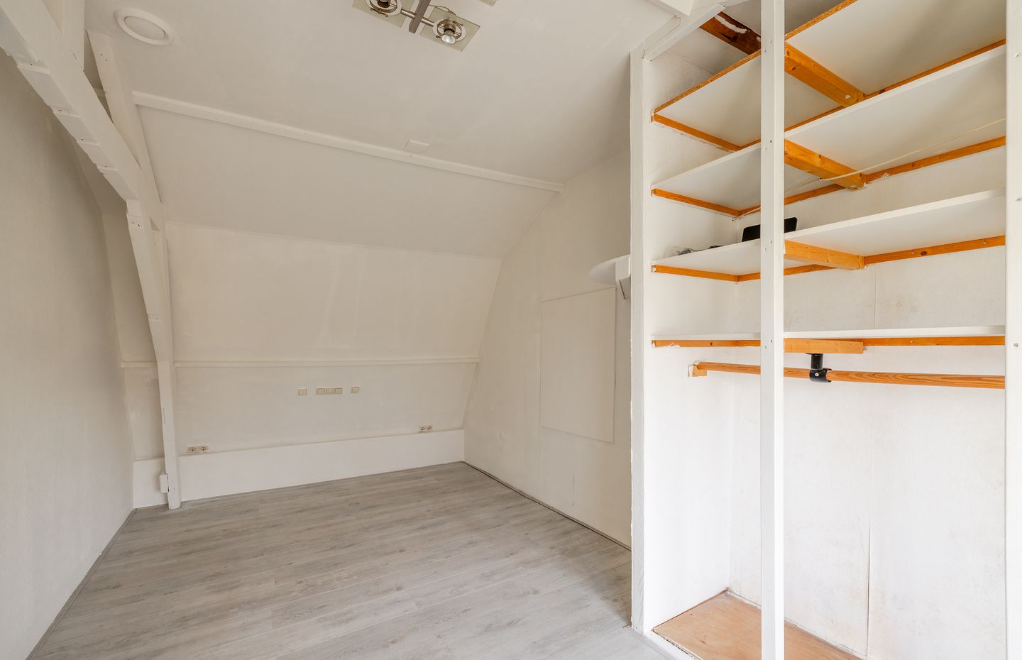 Foto 14 van Houtrakkerweg 25