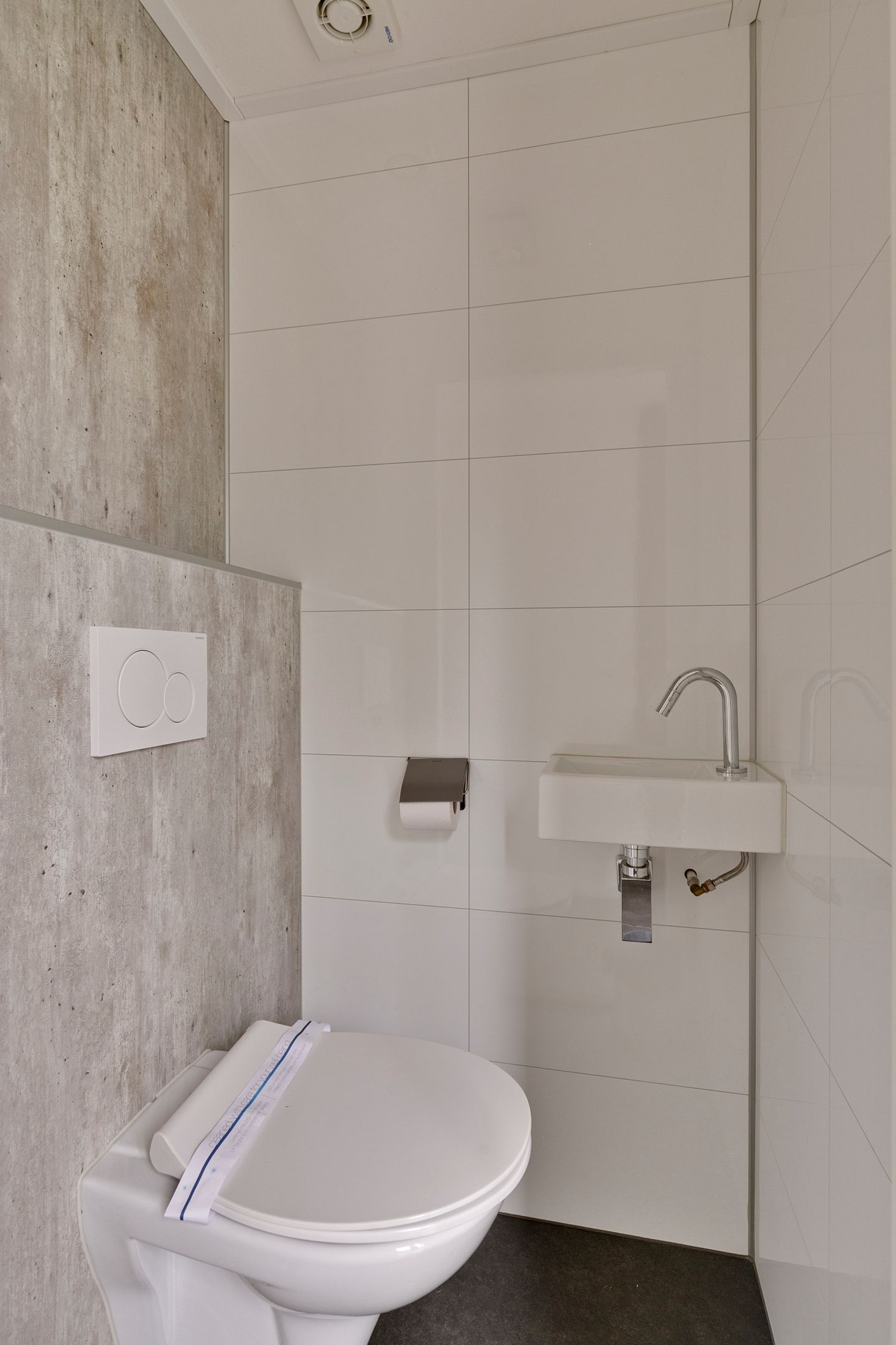 Photo 20 of Koningsweg 14-K1A