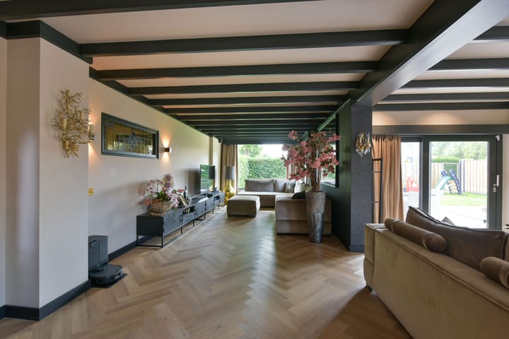 Foto 2 van Hoofdweg 68